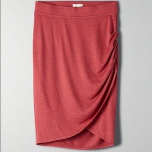 Aritzia - Wilfred Tyra Skirt